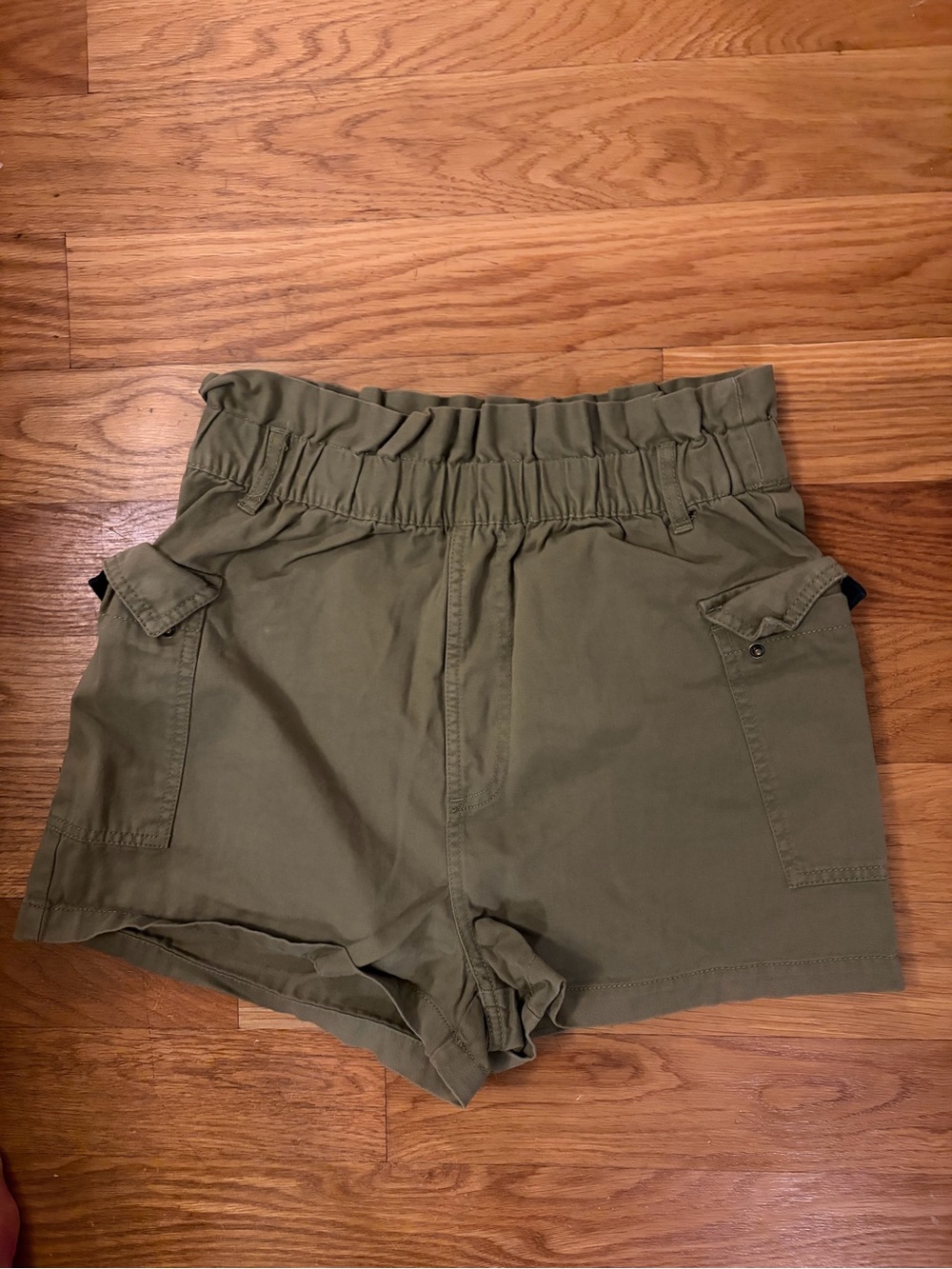 H&M Olive Paperbag Waist Cargo Shorts